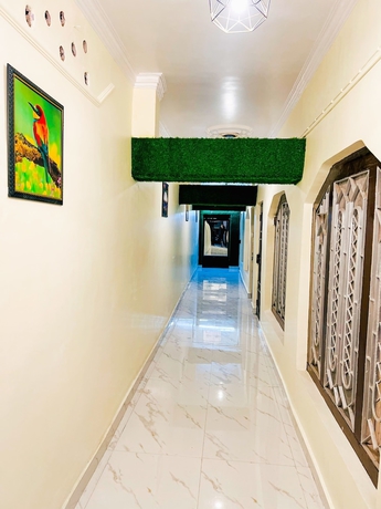 Imagen de los interiores del Hotel Heaven, Chamoli. Foto 11