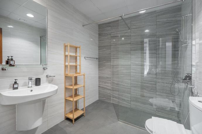 Imagen de la habitación del Hotel Heaven Crest Vacation Homes Downtown - 3 Bedroom Suites. Foto 9