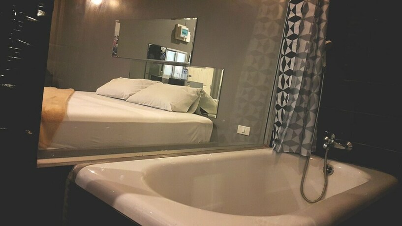 Imagen general del Hotel Heaven Inn. Foto 7