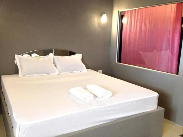 Imagen de la habitación del Hotel Heaven Inn, Laem Chabang. Foto 18