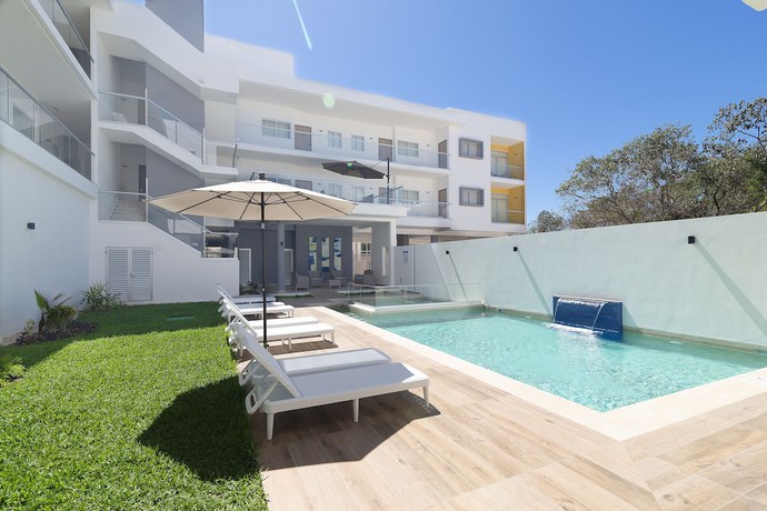 Imagen de la piscina del Hotel Heaven, Playa del Carmen. Foto 18