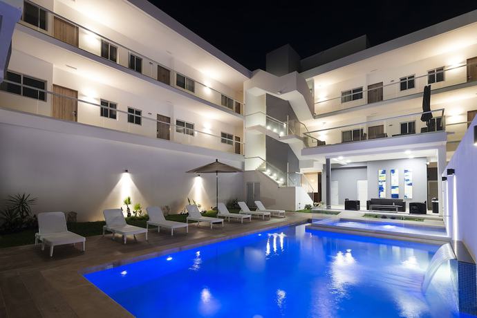 Imagen de la piscina del Hotel Heaven, Playa del Carmen. Foto 20