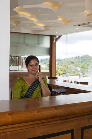 Imagen de los interiores del Hotel Heaven Seven Kandy. Foto 16