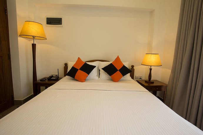 Imagen de la habitación del Hotel Heaven Seven Kandy. Foto 8