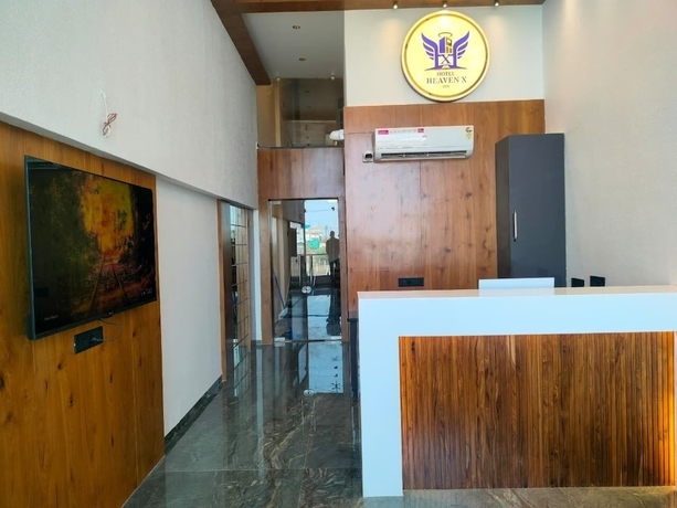 Imagen de los interiores del Hotel Heaven X Inn. Foto 16