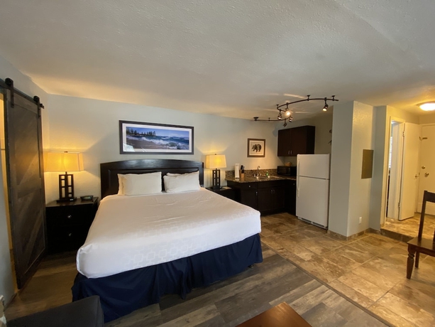 Imagen de la habitación del Hotel Heavenly Inn. Foto 2