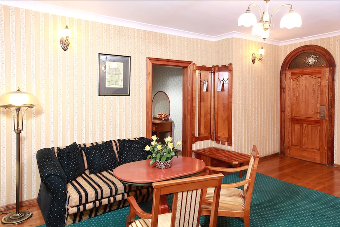 Imagen de la habitación del Hotel Heban. Foto 12