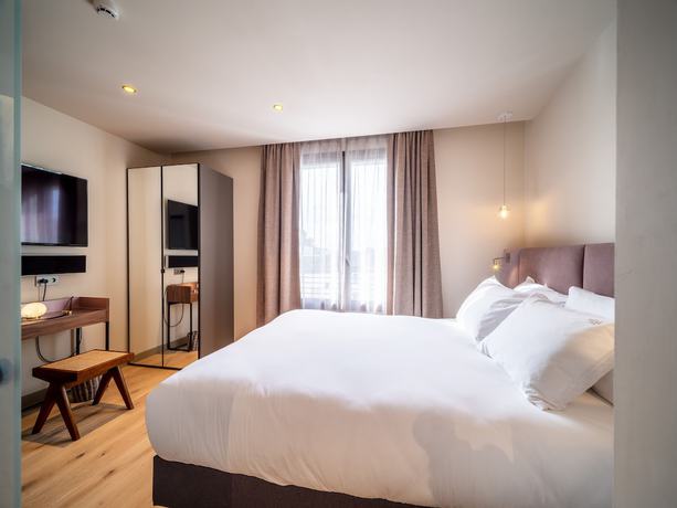 Imagen de la habitación del Hotel Hebe. Foto 11