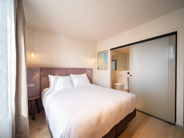 Imagen de la habitación del Hotel Hebe. Foto 16