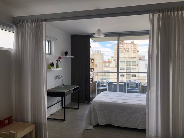 Imagen de la habitación del Hotel Hebe Suite. Foto 5