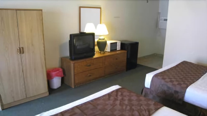 Imagen de la habitación del Hotel Heber Inn. Foto 7