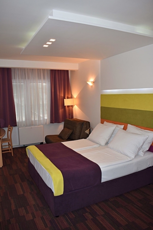 Imagen de la habitación del Hotel Hecco. Foto 5