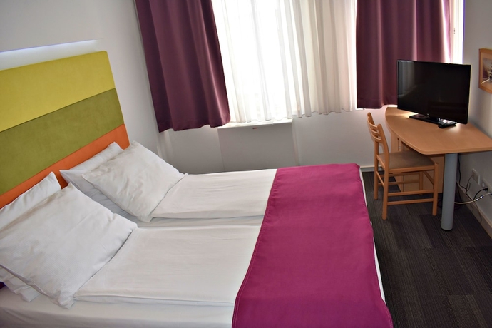 Imagen de la habitación del Hotel Hecco. Foto 9