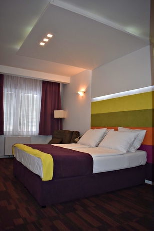 Imagen de la habitación del Hotel Hecco. Foto 10