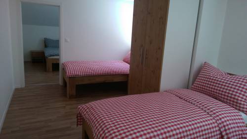 Imagen de la habitación del Hotel Hecht, WALZENHAUSEN. Foto 6