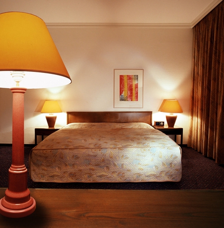 Imagen de la habitación del Hotel Hecker's Hotel Kurf&uuml;rstendamm. Foto 4