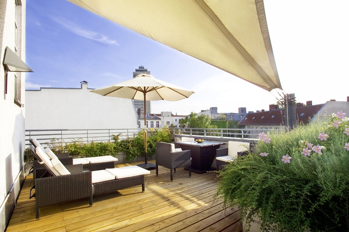 Imagen de los exteriores del Hotel Hecker's Hotel Kurf&uuml;rstendamm. Foto 11