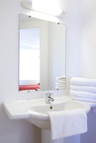 Imagen de los exteriores del Hotel Heco Calais Centre - Gare. Foto 15