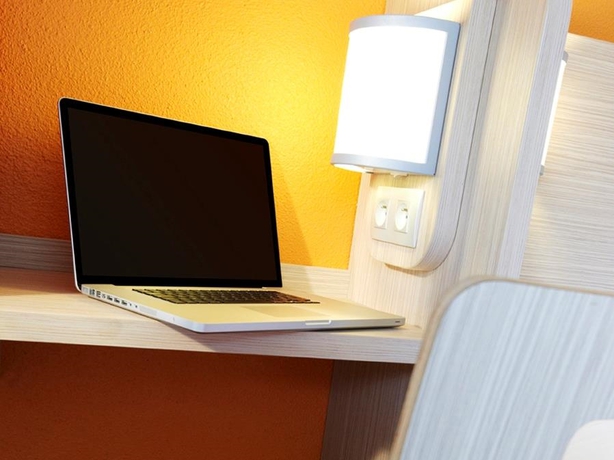 Imagen de los exteriores del Hotel Heco Colmar Nord - Ex Première Classe. Foto 13