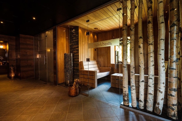 Imagen de la piscina del Hotel Hedenlunda Slott. Foto 13