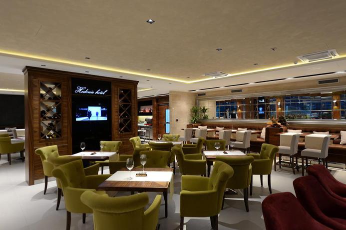 Imagen del bar/restaurante del Hotel Hedonic. Foto 4