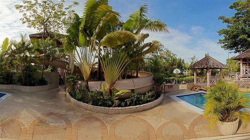 Imagen de los exteriores del Hotel Hedonism Ii All Inclusive Resort. Foto 7