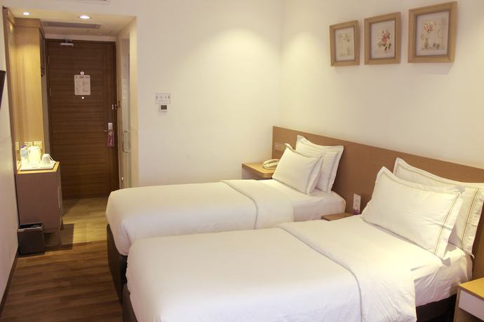 Imagen de la habitación del Hotel Heef. Foto 3