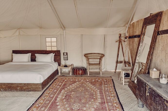 Imagen de la habitación del Hotel Heenat Salma Farm. Foto 19