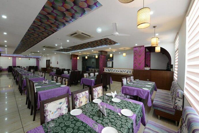 Imagen general del Hotel Heeralal. Foto 16