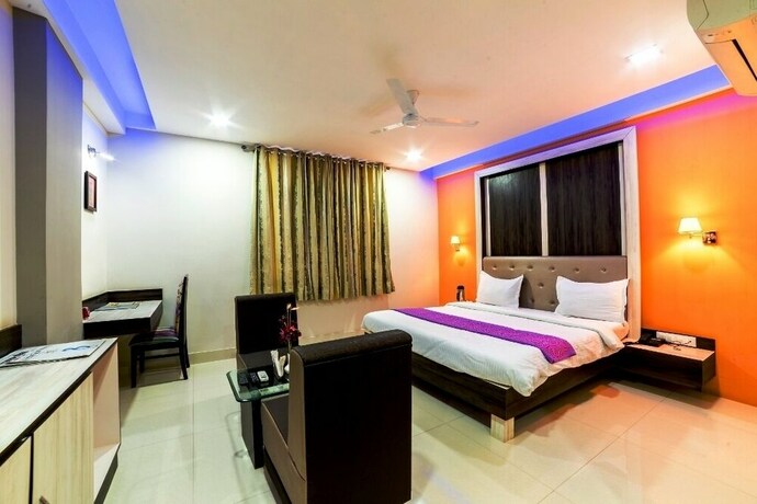 Imagen de la habitación del Hotel Heeralal. Foto 20
