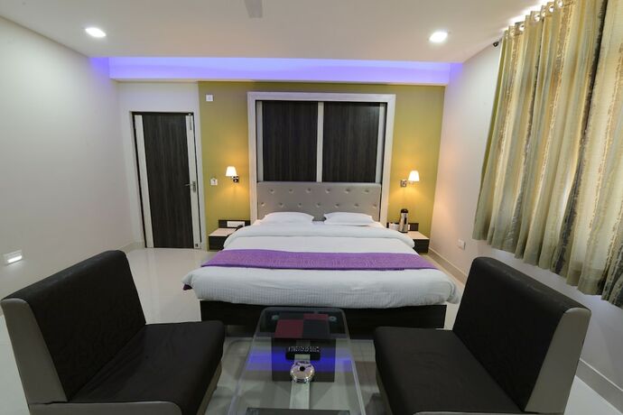 Imagen de la habitación del Hotel Heeralal. Foto 23