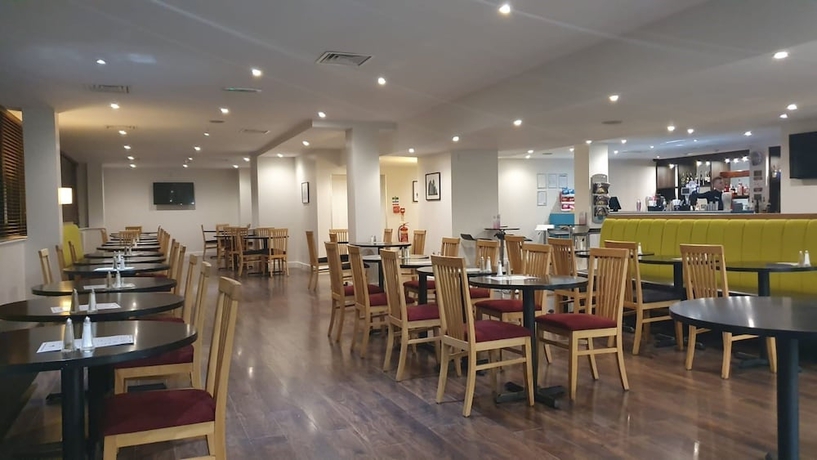 Imagen del bar/restaurante del Hotel Heeton Concept City Centre Liverpool. Foto 2