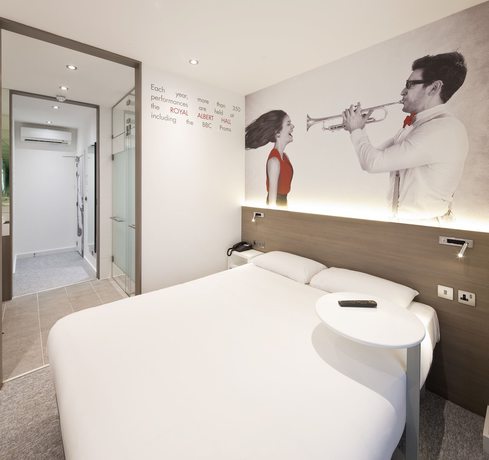 Imagen de la habitación del Hotel Heeton Concept Kensington. Foto 6