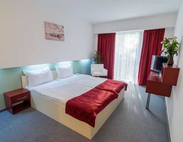 Imagen de la habitación del Hotel Hefaistos. Foto 4
