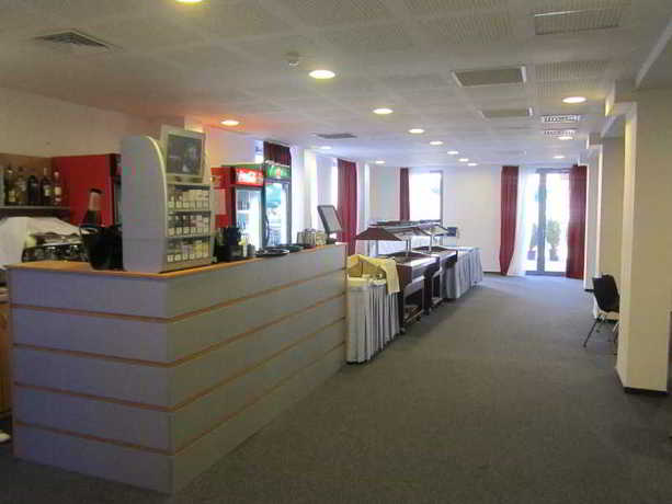 Imagen de los interiores del Hotel Hefaistos. Foto 5