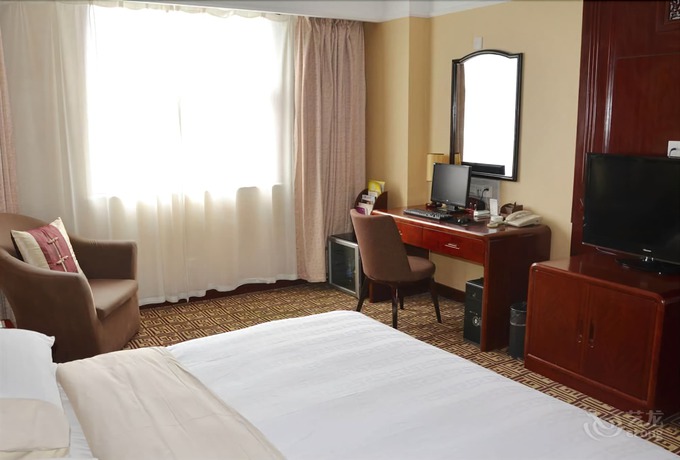 Imagen de la habitación del Hotel Hefei Yinruilin International Hotel. Foto 18