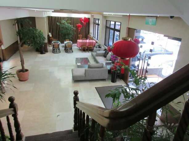 Imagen de los interiores del Hotel Hefong Jaee. Foto 18