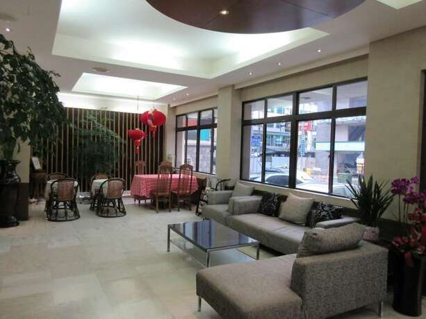 Imagen de los interiores del Hotel Hefong Jaee. Foto 19
