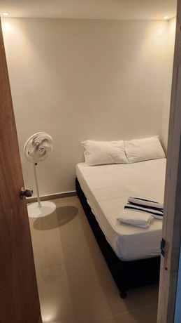 Imagen de la habitación del Hotel Hefziba. Foto 11