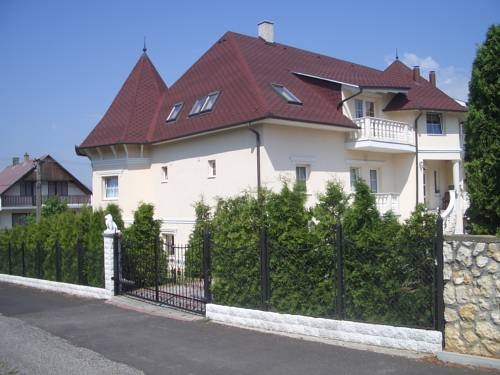 Imagen general del Hotel Hegyi Panzi&oacute;. Foto 8