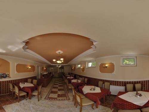 Imagen general del Hotel Hegyi Panzi&oacute;. Foto 11