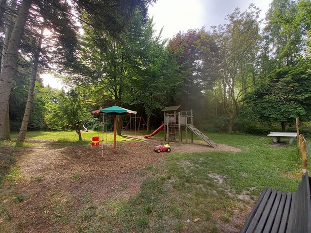 Imagen de los exteriores del Hotel Heide Kr&ouml;pke. Foto 17