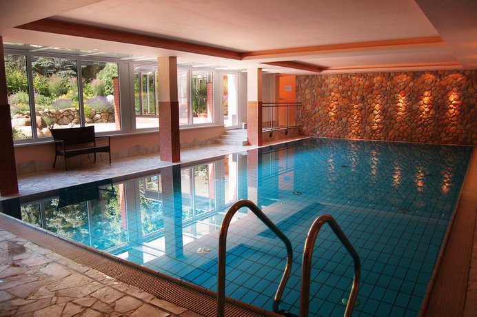 Imagen de la piscina del Hotel Heide Kr&ouml;pke. Foto 20