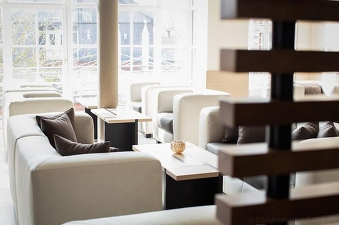 Imagen de los interiores del Hotel Heide Reinstorf. Foto 13