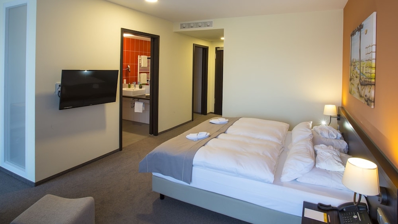 Imagen de la habitación del Hotel Heide Spa and Resort. Foto 10