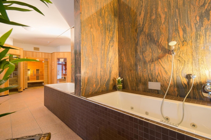 Imagen de la piscina del Hotel Heidehof Garni. Foto 12