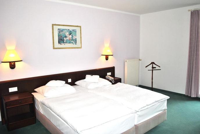 Imagen de la habitación del Hotel Heidehotel Lubast. Foto 8