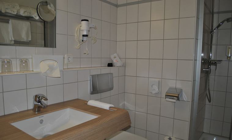 Imagen de la habitación del Hotel Heidehotel Lubast. Foto 15