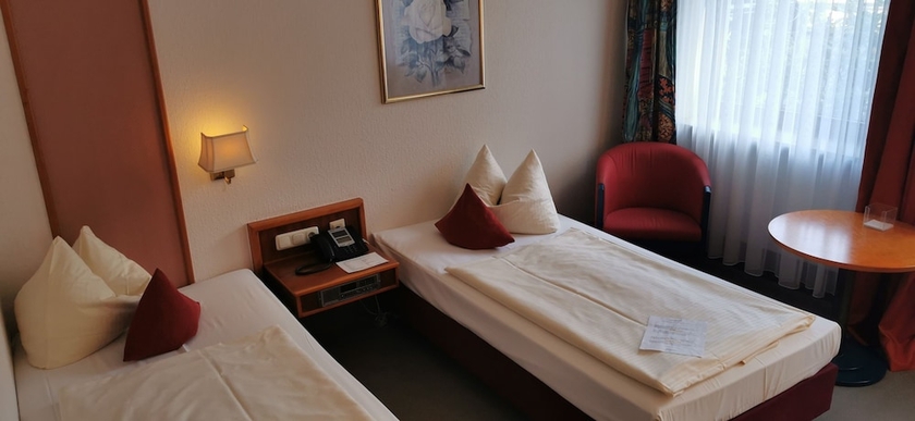 Imagen de la habitación del Hotel Heidehotel Soltauer Hof. Foto 15