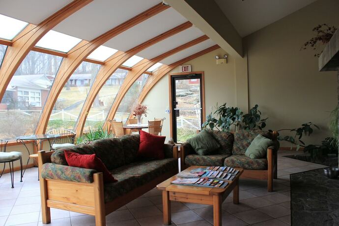 Imagen general del Hotel Heidi\'s Inn. Foto 10